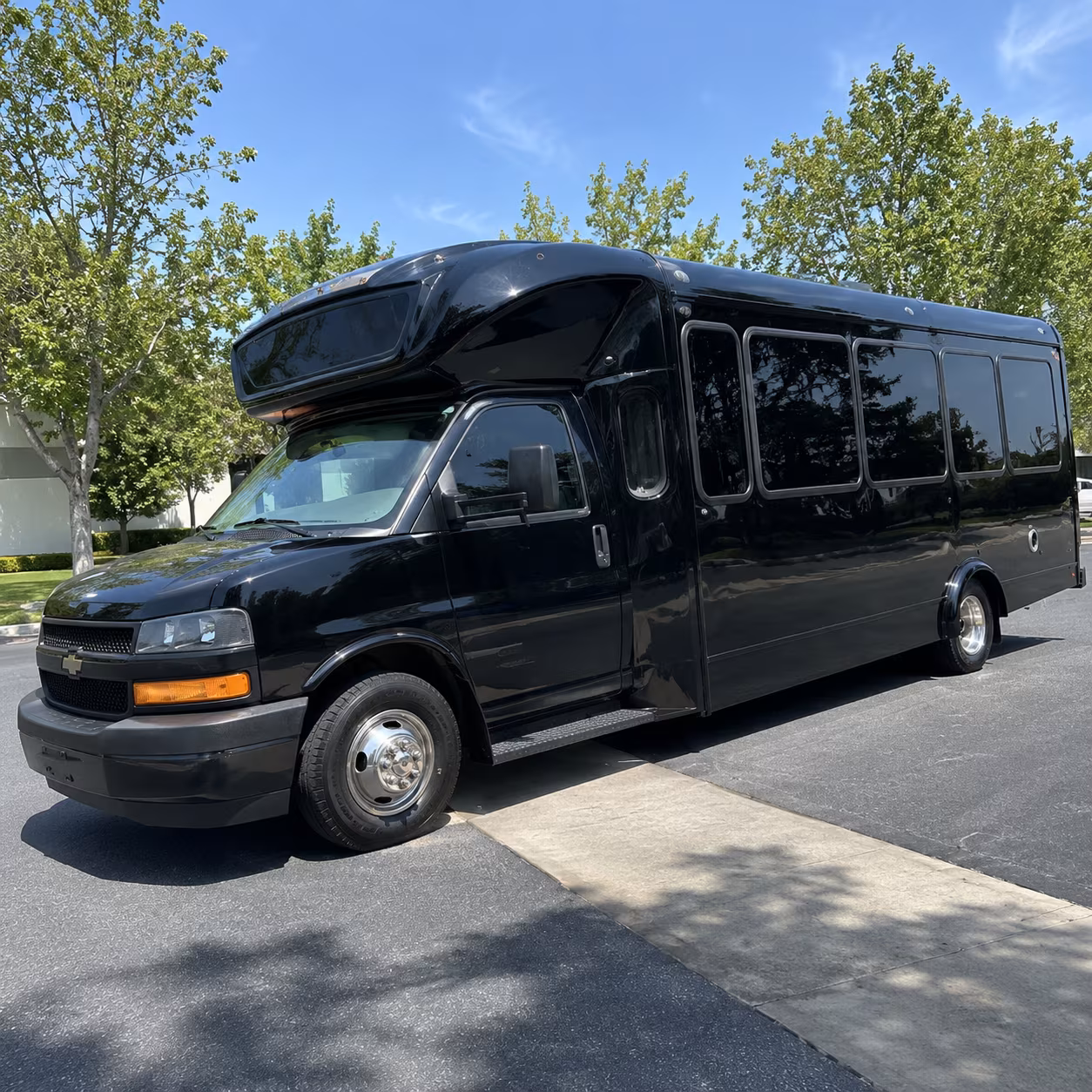 cerritos 15 passenger party bus