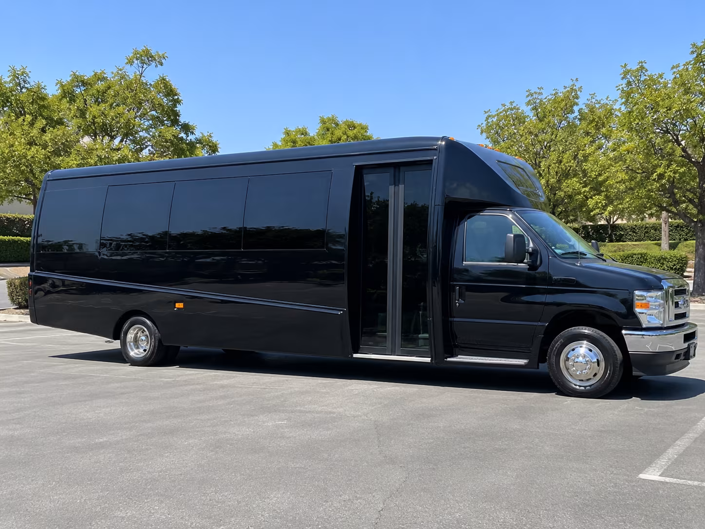 garden grove easy corporate transportation with a garden grove charter bus