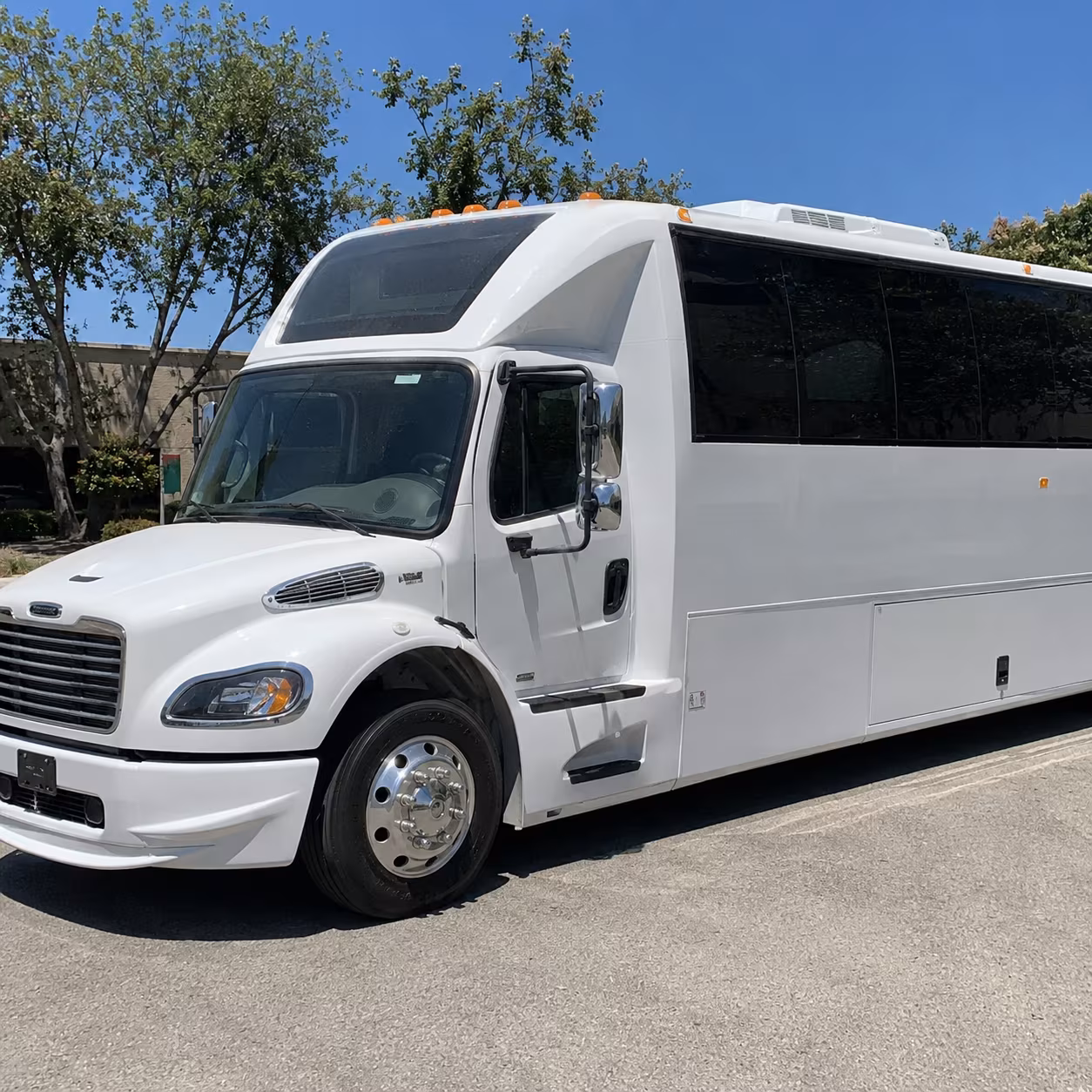 long beach bus rentals